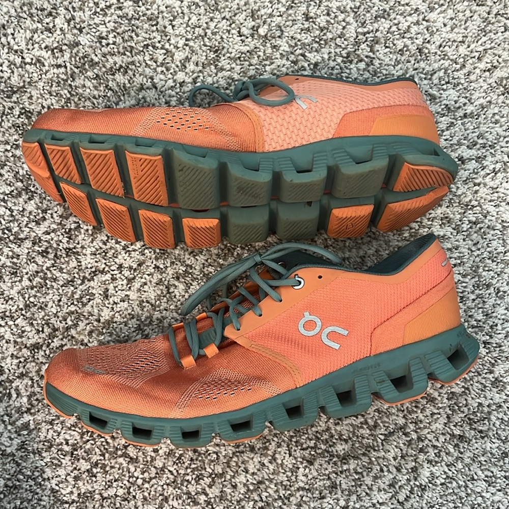 Orange/Green men’s On Cloud Sneakers. Size 11. Good condition! - Picture 2 of 7